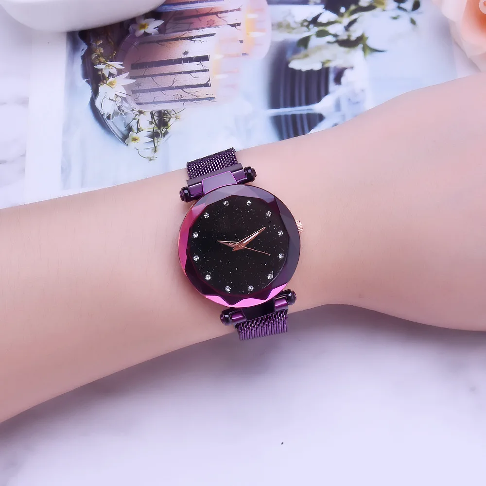

2019 Hot Sale Starry Sky Watch Women's Luxury Magnetic Magnet Buckle Quartz Wristwatch Geometric Surface Female Diamond Watches