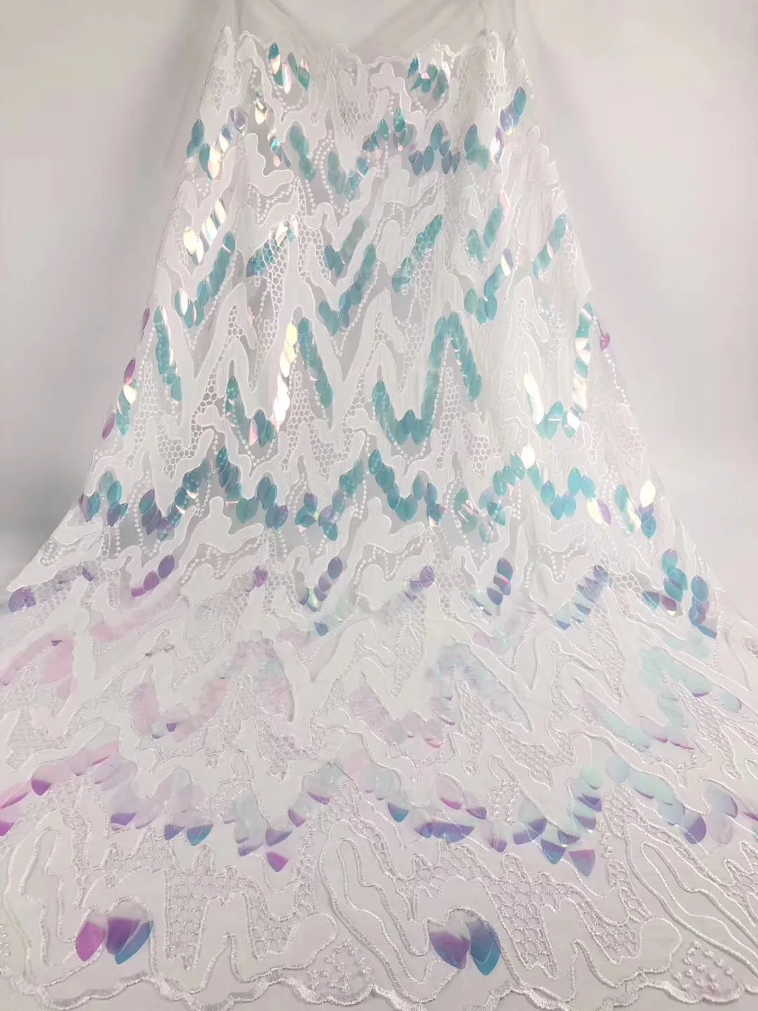 

Beautifical african lace fabrics 3d big sequins mesh lace fabric New arrival nigerian net lace fabric for wedding dress ML1N777