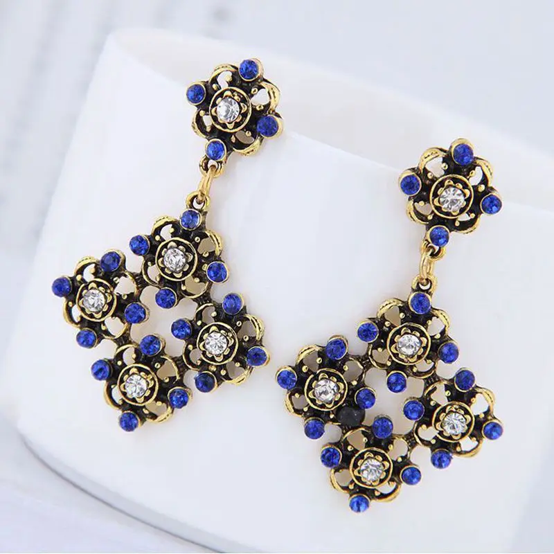 

Fashion Vintage Jewelry Metal Geometric Hollow Flower Crystal Earrings