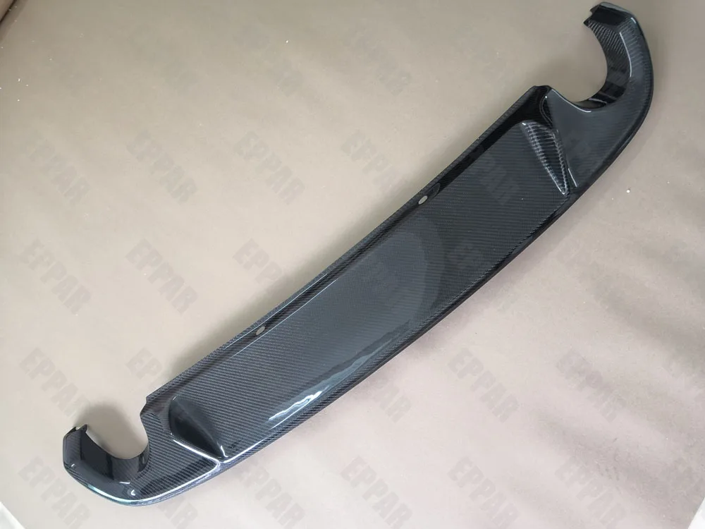 Carbon Fiber Rear Roof Spoiler Wing for 2009-2013 V-W Golf GT-I MK6 Carbon Fiber Rear Roof Spoiler Wing for 2009-2013 V-W Golf GT-I MK6