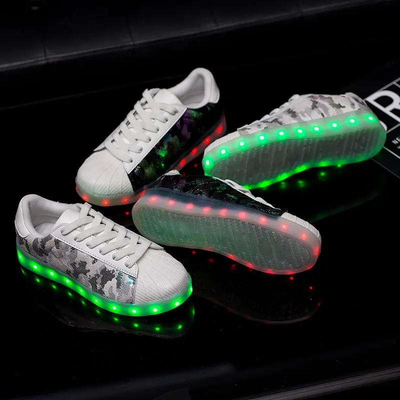 2018 new LED lights shoes couple graffiti shoes USB charging LED lights
