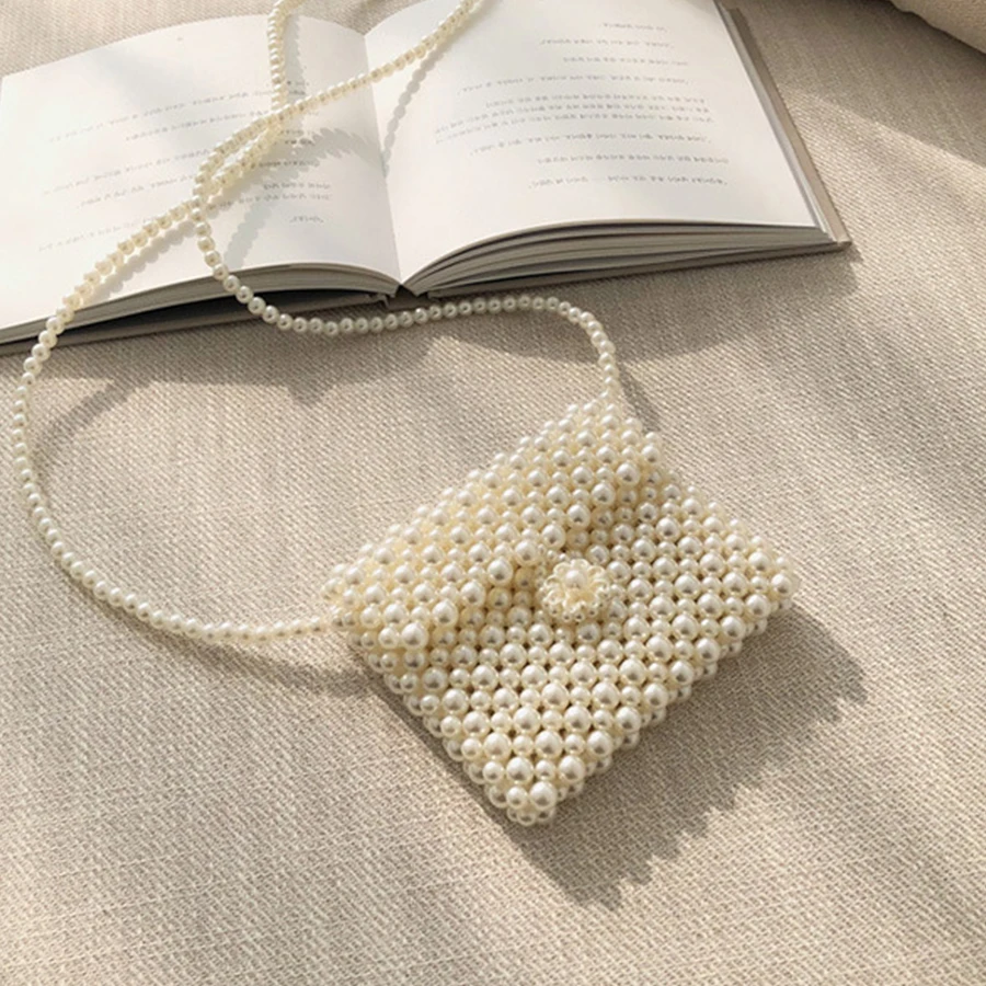 

Handmade Beaded Mini Pearls Bags for Women Messenger Bags Casual Beading Shoulder Crossbody Bag 2019 Small Phone Bag Flap Purses