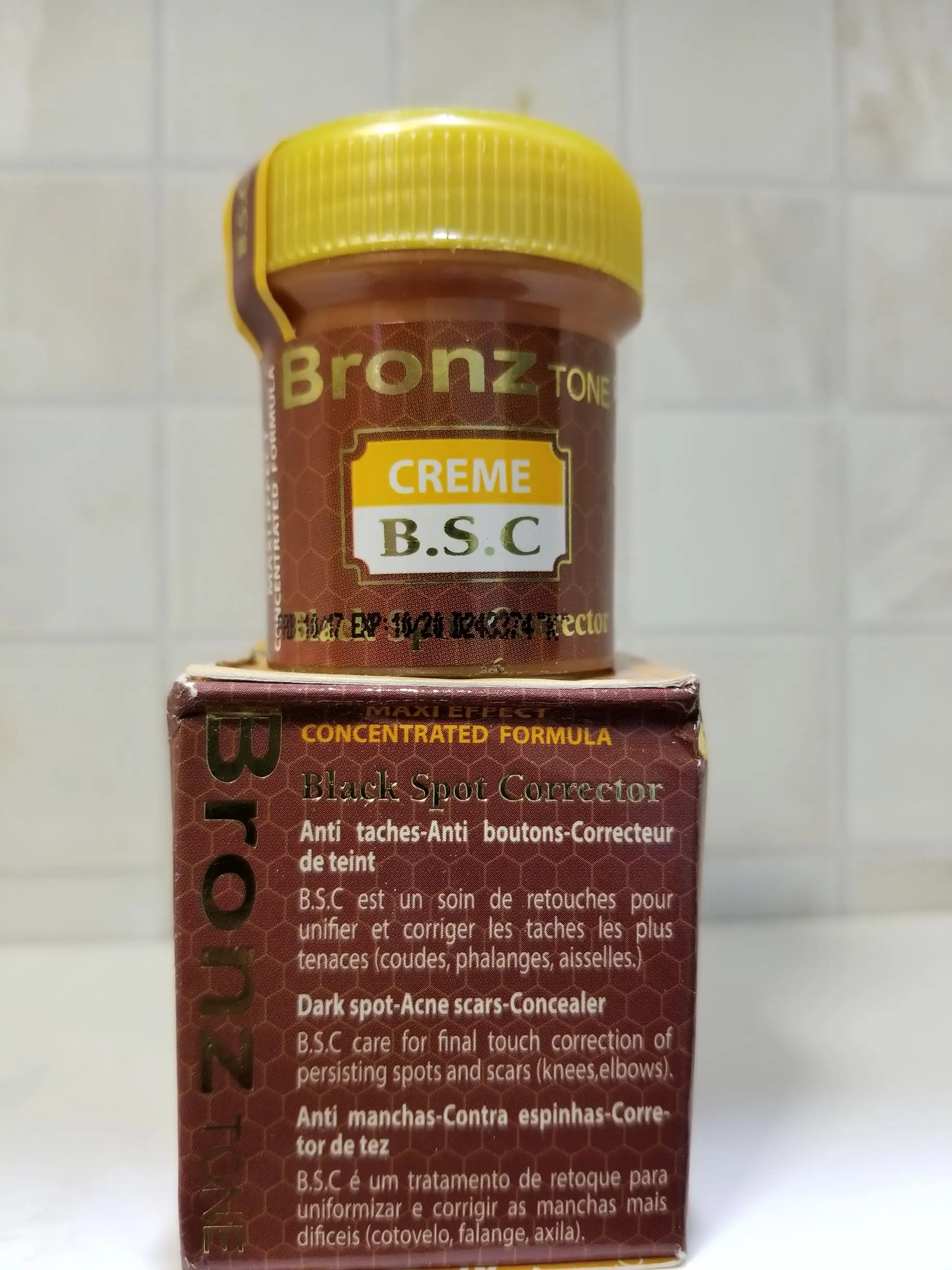 BRONZ тон | крем с эффектом Макси | корректор пятен черного цвета/30 г