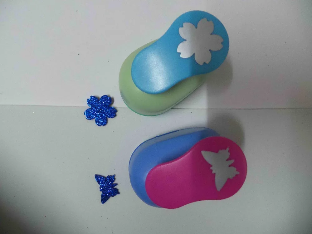 

2pcs(2.5cm)sakura and butterfly shape craft punch set Punch Craft Scrapbooking school Paper Puncher eva hole punch free shipping