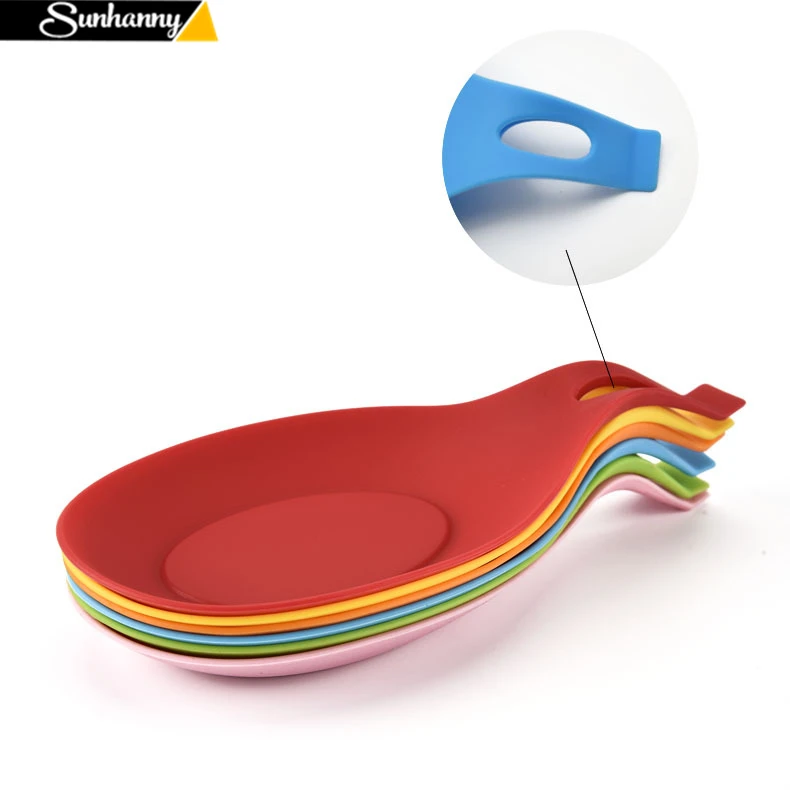 

1Pcs Silicone Spoon Insulation Pad Heat Resistant Placemat Drink Glass Coaster Tray Spoon Kitchen Tool Accessories