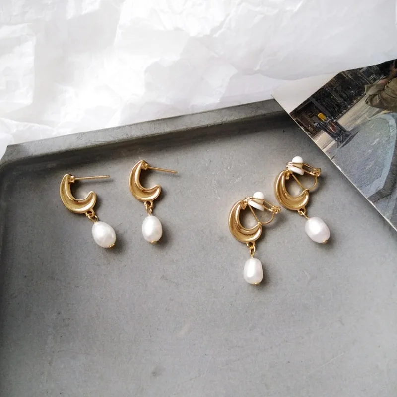 

Korean Trend Simple Small C-shaped Clip Earrings for Girl Women's Accessories Creative Fashion Imitation Pearl Jewelry