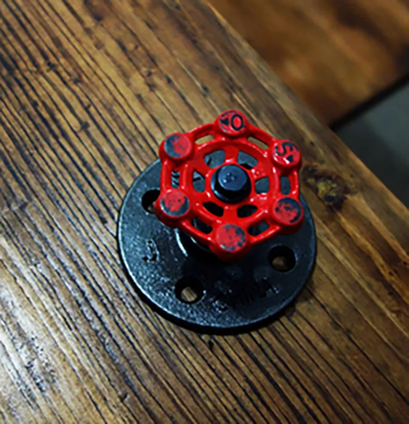 valve hook 4