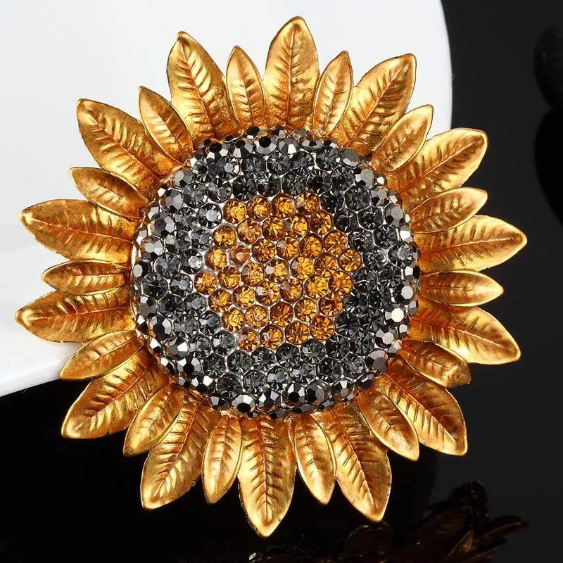 New Arrival Rhinestone Crystal Sunflower Brooch For Women New Year Gifts Colares Yellow Enamel