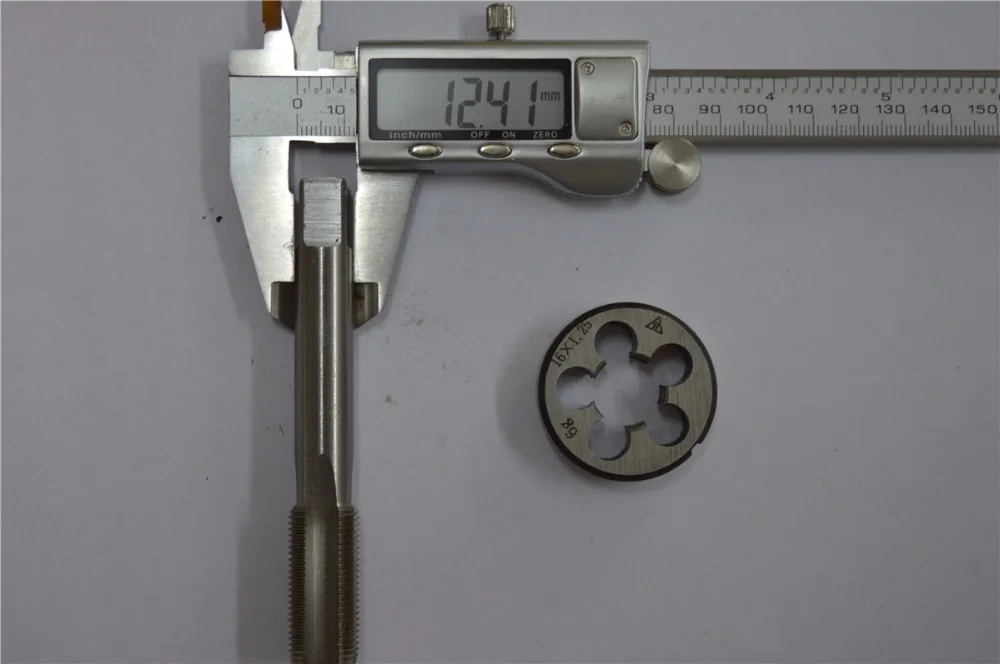 1 piece M16*1.25mm Tap and 1 piece M16*1.25mm Die , M16 standard metric