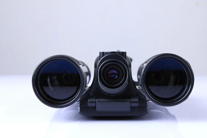 

HD 720P Digital Binocular Camera 96@1000M Wide Viewing 12*32 Digital Telescope Voice Recorder 1.5" Color Display free shipping