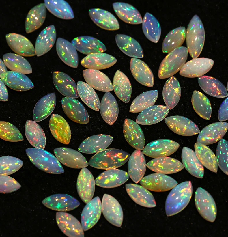 

100% NATURAL ETHIOPIAN WELO FIRE OPAL Horse eye CABOCHON 1 piece small