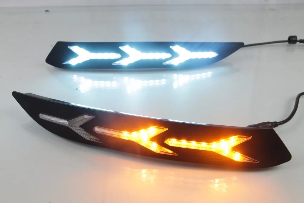 

Qirun led drl daytime running light for Buick Excelle null with moving yellow turn signals and blue night running light