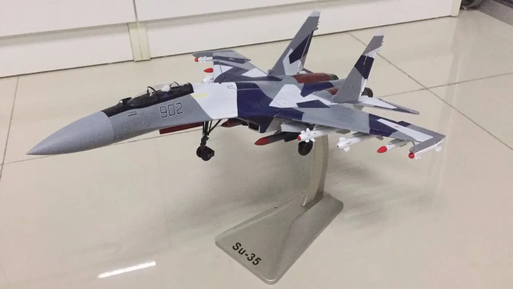 small diecast airplanes
