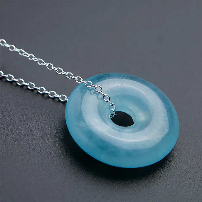 Натуральный аквамарин синий прозрачный кристалл кулон ожерелье пончик круглые бусины 26x9 мм кулон для женщин AAAAA Прямая