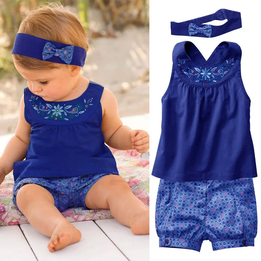 Neue Sommer Baby Kleidung 3 PCS Solide Floral Kleidung Sets Anzüge Nette Mädchen Stirnband + Weste tops + Shorts Outfits kleidung Größe 6-24 M