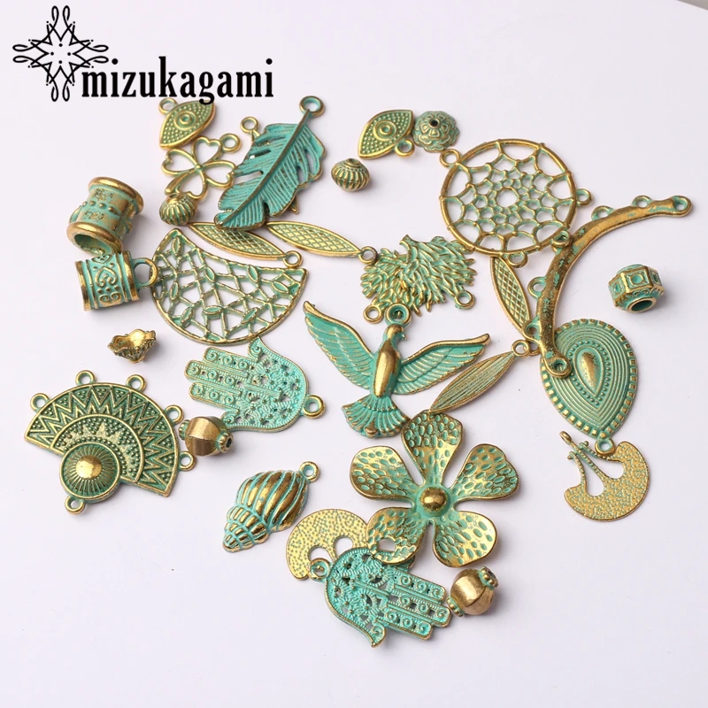 

Retro Verdigris Patina Plated Zinc Alloy Green Golden Charms 1Pack/lot Random Mixed For DIY Jewelry Making Finding Accessories