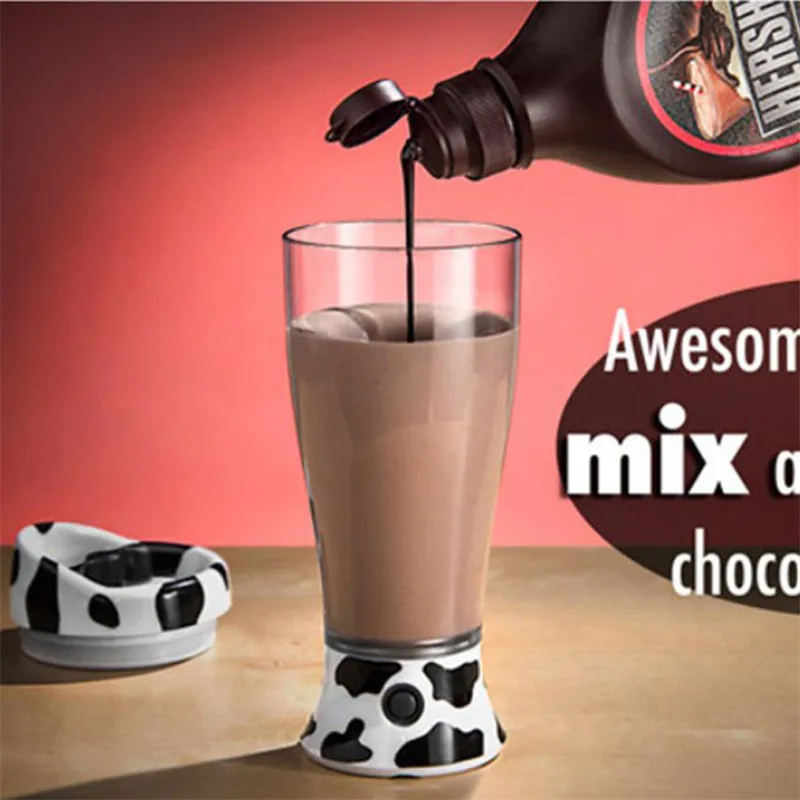  Free Shipping 14Oz The Skinny Moo Mixer Battery Chocolate Milk Mixer Cup Automatic Cow Coffee Mug Mixer Protein Shaker Blender 