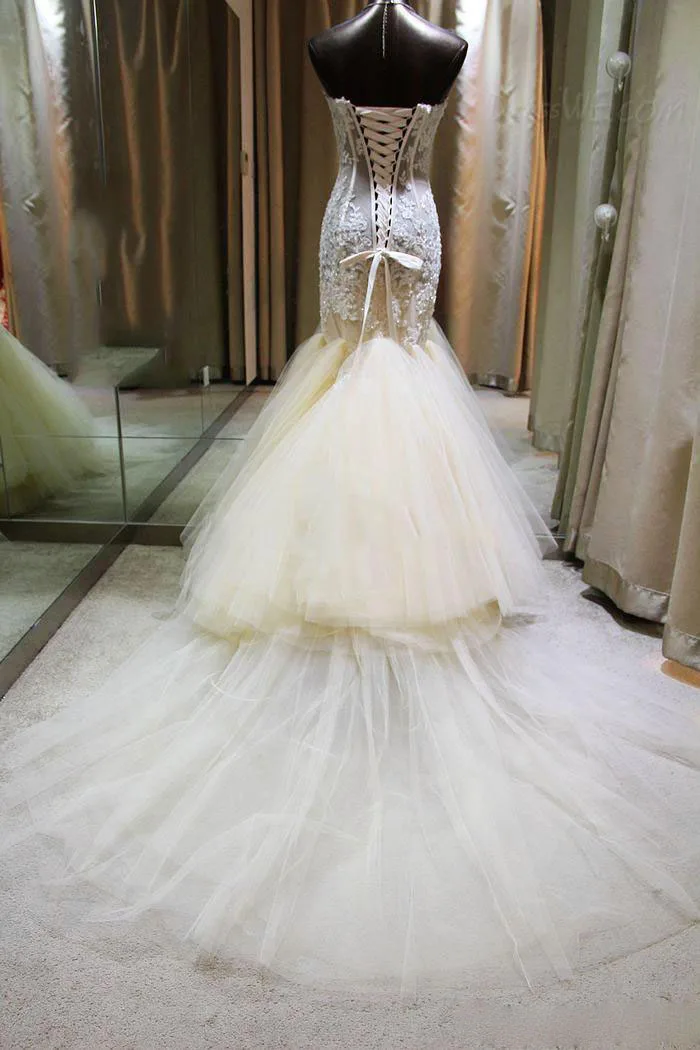 gorgeous-2019-mermaid-wedding-dresses-sweetheart-neck-lace-appliques-beaded-layered-skirt-lace-up-bridal-gowns-for-garden-rustic-style