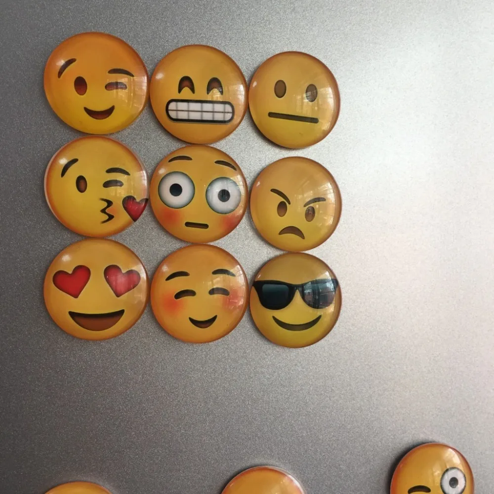 12 Pcs Dari Ekspresi Pack Lucu Putaran Kartun Emoji Senyum Wajah