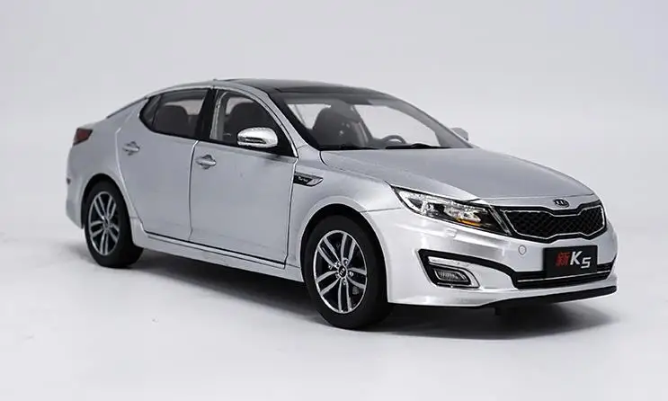Высокая имитация KIA K5 оригинальная усовершенствованная коллекция моделей 1: 18