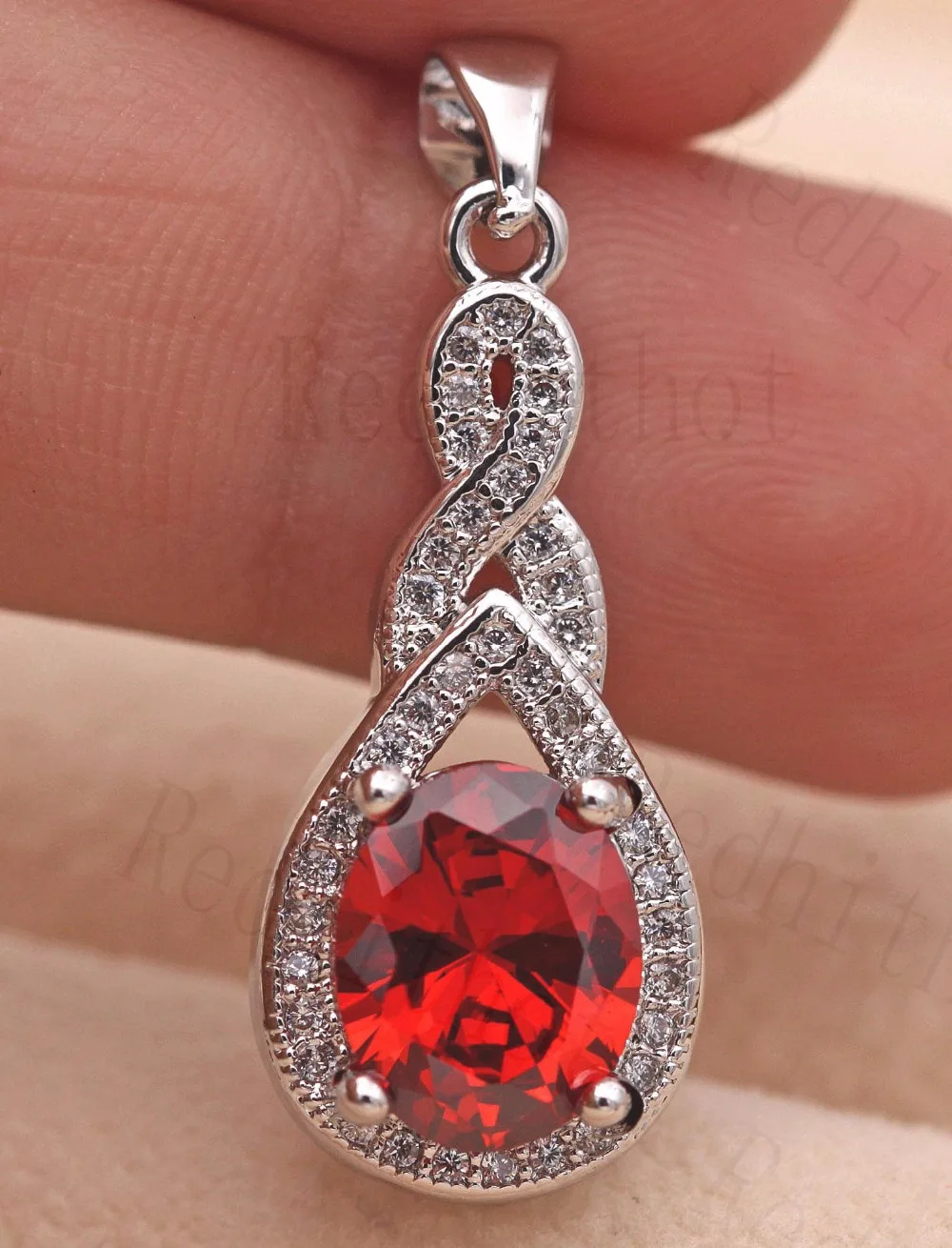 OBS0470_Red (1)