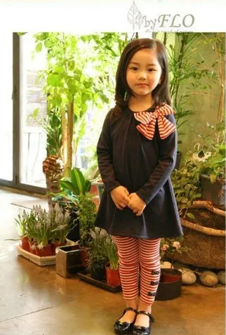 Retail and wholesle spring and autumn toddler girl clothing sets children clothes kids top with bow+striped leggings 2pcs kids clothes