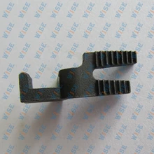 SINGER 29 4 29K CLASS SEWING MACHINE FEEDING PRESSER FOOT 82007