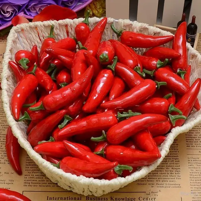 Artificial Simulation Red Pepper Plastic Chili Vegetables Artificial Simulation Red Pepper Plastic Chili Vegetables Photography Props Christmas Ornaments Weddding Party Decor