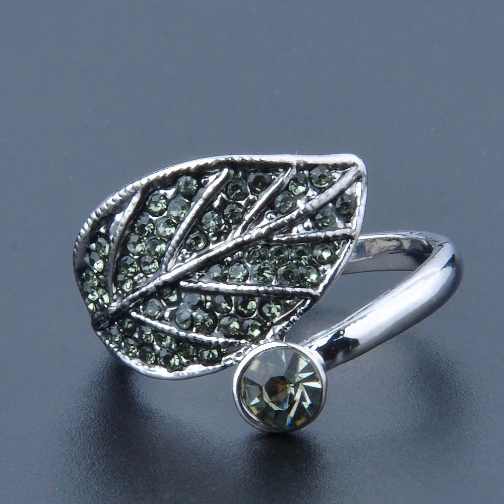 

MYTHIC AGE Gorgeous Retro Vintage Antique Silver Color Green Crystal Leaf Ring Jewelry For Women Girls US Size 8 9 10