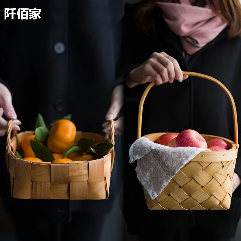 

Creative Natural Fir Sheet Handmade Wood Woven Baskets Fruit Bread Egg Food Basket Camping Snacks Container Kitchen Storage