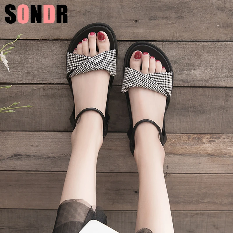 

Summer sandals women flat Shoes peep-toe sandalias Roman sandals woman casual shoes Ladies Flip Flops Footwear size 35-40