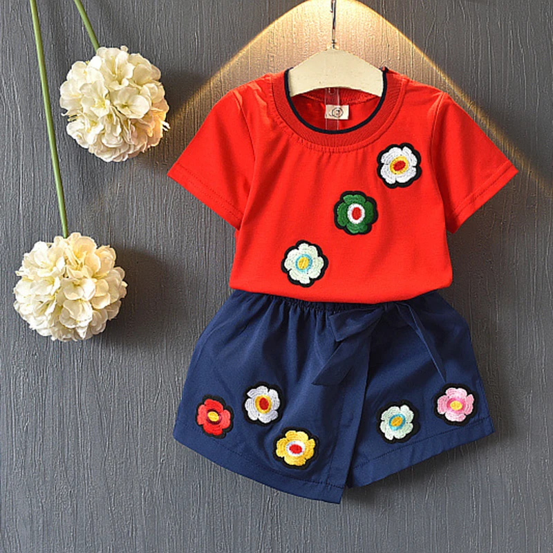 

Girls Summer Sets 2019 New Fashion Style Girls Flower Clothes Set Child Set Print Tops Shorts 2 pcs For 3-7Y Kids Clothes Suits