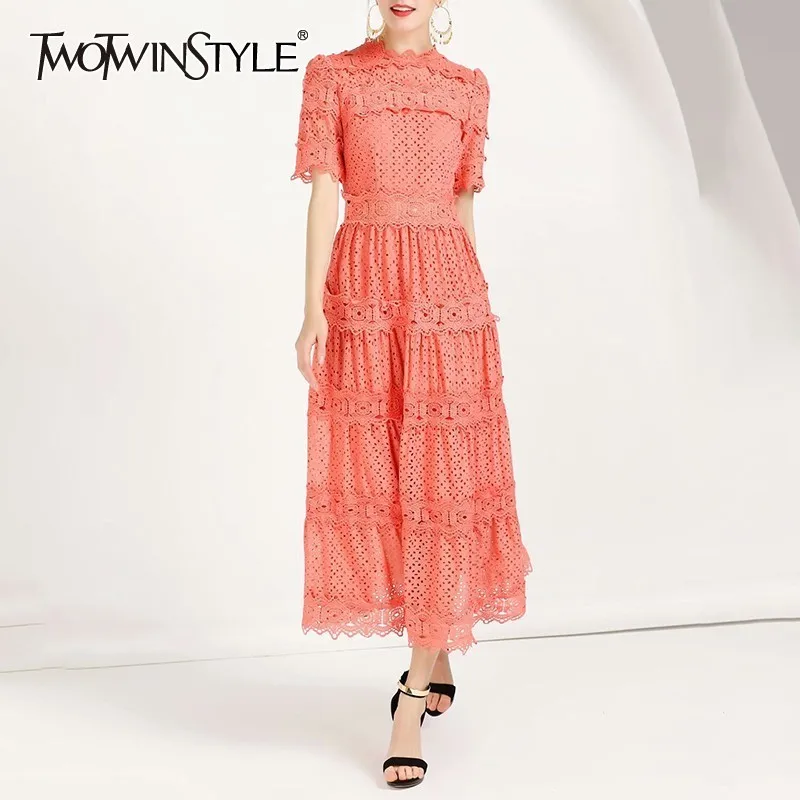 TWOTWINSTYLE Elegante Kant Patchwork Jurk Voor Vrouwen O Hals Half Sleeve Hollow Out Hoge Taille Midi Jurken Vrouwelijke Mode 2019 TWOTWINSTYLE Elegante Kant Patchwork Jurk Voor Vrouwen O Hals Half Sleeve Hollow Out Hoge Taille Midi Jurken Vrouwelijke Mode 2019
