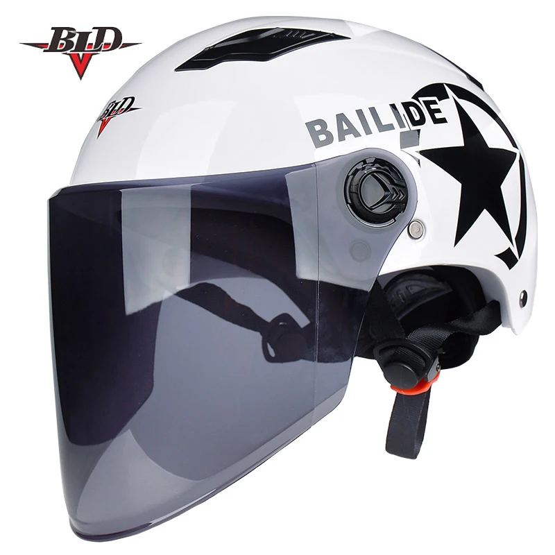 Половина мотоциклетных шлемов Спорт на открытом воздухе мужчина и женщина черный мотоциклетный гоночный шлем