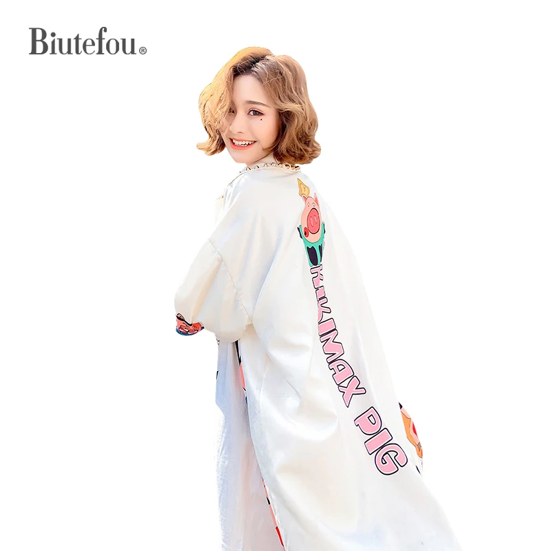 

2020 Autumn fashion cartoon pig loose shirts women new arrival beading long shirts
