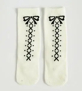 Детские мягкие хлопковые носки для девочек и мальчиков, в полоску, с геометрическим рисунком, с героями мультфильмов, детские длинные носки, рождественский подарок, носки, теплые гетры - Цвет: bow white