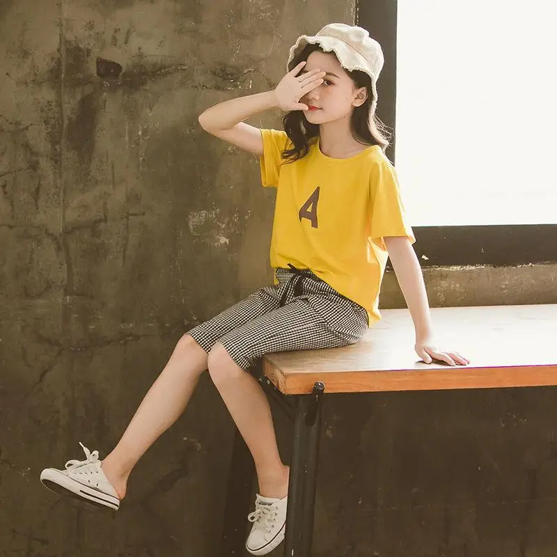 

Girls Summer 12 New Fashion Suit 4 Korean Version 5 Little Girls 8 Summer 7 Children's Two-piece Suit 2 Years Old