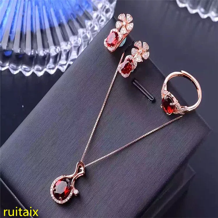 KJJEAXCMY boutique jewels 925 sterling silver inlaid with natural garnet female snowflake pendant ring earrings 3 pieces of jewe KJJEAXCMY boutique jewels 925 sterling silver inlaid with natural garnet female snowflake pendant ring earrings 3 pieces of jewe