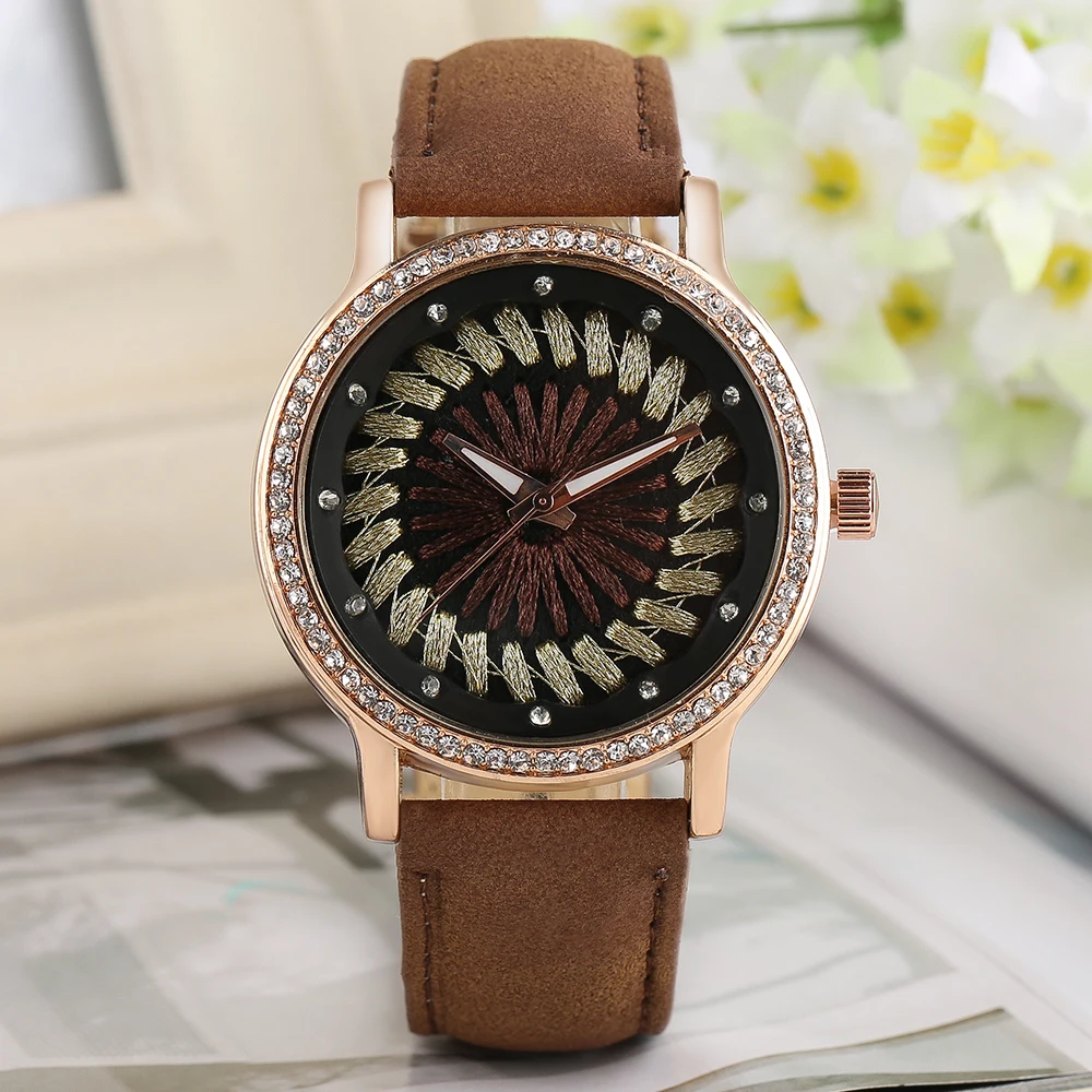 women watch (31)