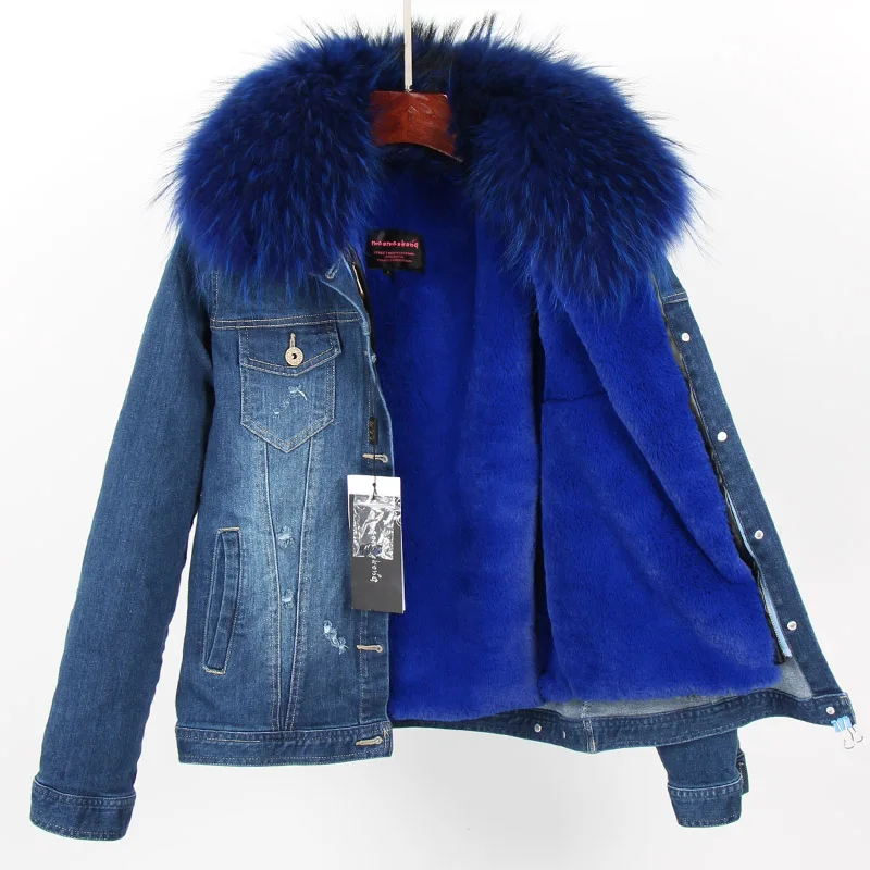 Новая джинсовая куртка с воротником из меха енота, модная зимняя женская куртка, короткая теплая и бархатная подкладка - Цвет: 2