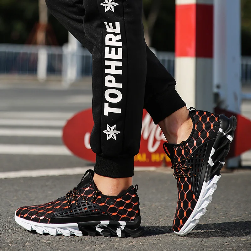 2019 Hot Homens Malha Respirável Sapatos de