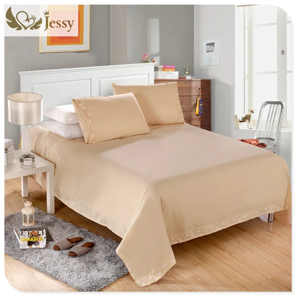 Hot Bed Sheet Set 1800 Series 4 Pcs Bedding Set Solid Color with