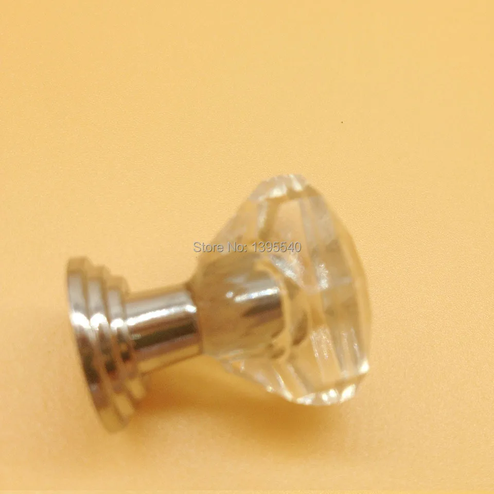 Crystal Plastic cabinet knobs 79.jpg
