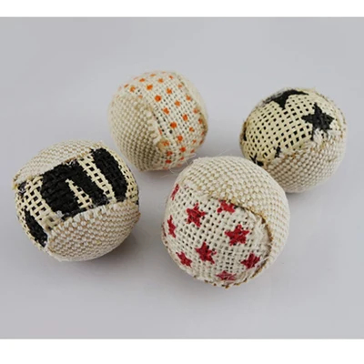 4pcs/pack 5cm Funny Interactive Cat Toys Ball Diameter Cat Chewing Toy Rattling Sound Scratch Toy for Cats Pet-Supplies 