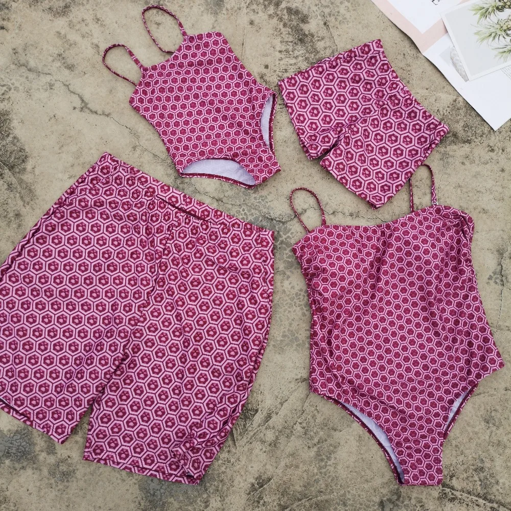 Family Matching Swimwear Outfits Tank Mother Daughter Bikini Dad Son Swimsuits Shorts Mommy And Me Clothes Bathing Suits Look huismerk kopen in de aanbieding Family Matching Swimwear Outfits Tank Mother Daughter Bikini Dad Son Swimsuits Shorts Mommy And Me Clothes Bathing Suits Look huismerk kopen in de aanbieding
