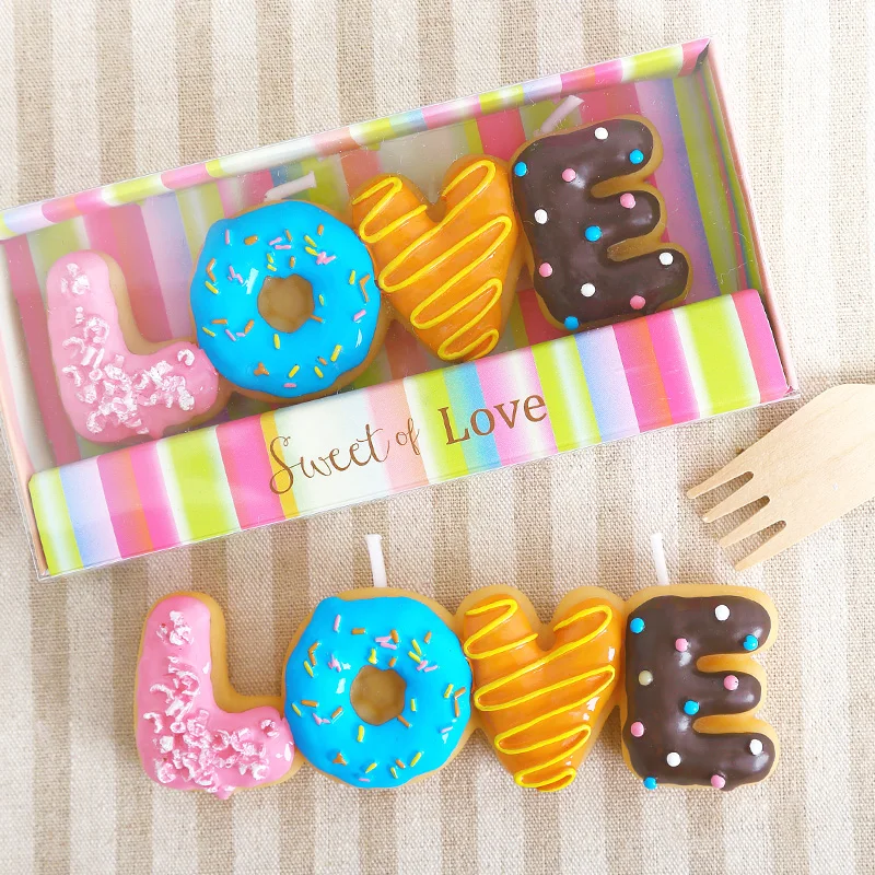 

LOVE Donut Shape Candle in Gift Box Wedding Valentine's Day Gifts Party Favors