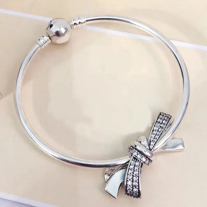 

Superior quality nice popular fashion 925 sterling silver material bangle with zircon bow