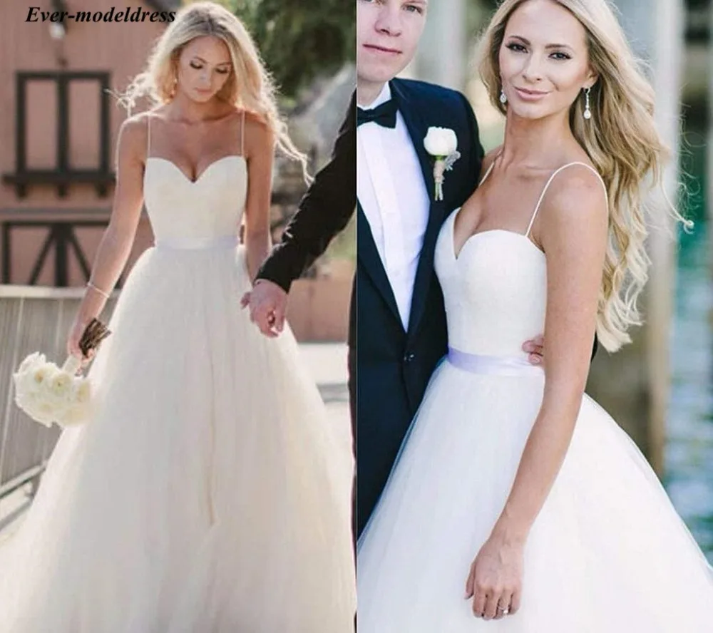 

Simple Beach Wedding Dresses Boho A-Line Sweetheart Spaghetti Straps Zipper Back Sweep Train Cheap Bridal Gowns Robe De Mariee