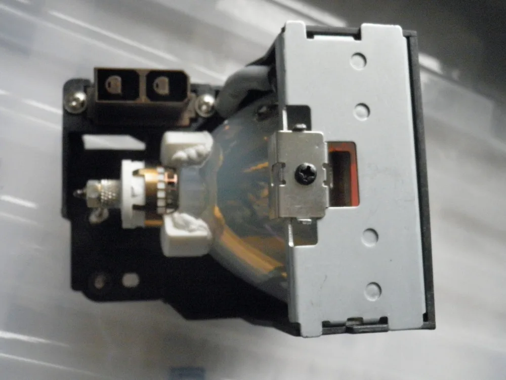 

LMP-P200 Projector Replacement Lamp for Sony VPL-PX20, VPL-PX30, VPL-S50M, VPL-S50U, VPL-VW10HT projectors