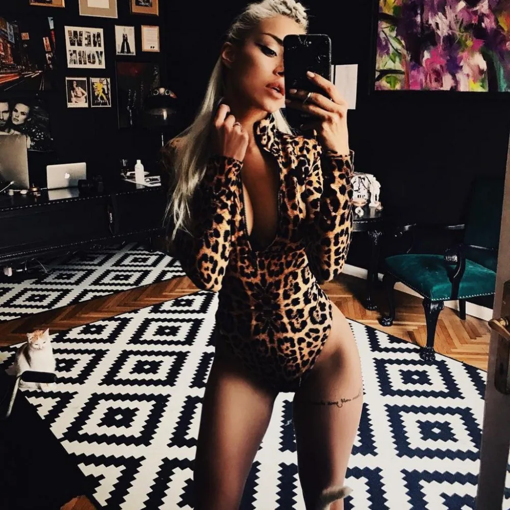 Бесплатная доставка Leopard боди Для женщин 2019 Новая мода длинный рукав узкие Дамы